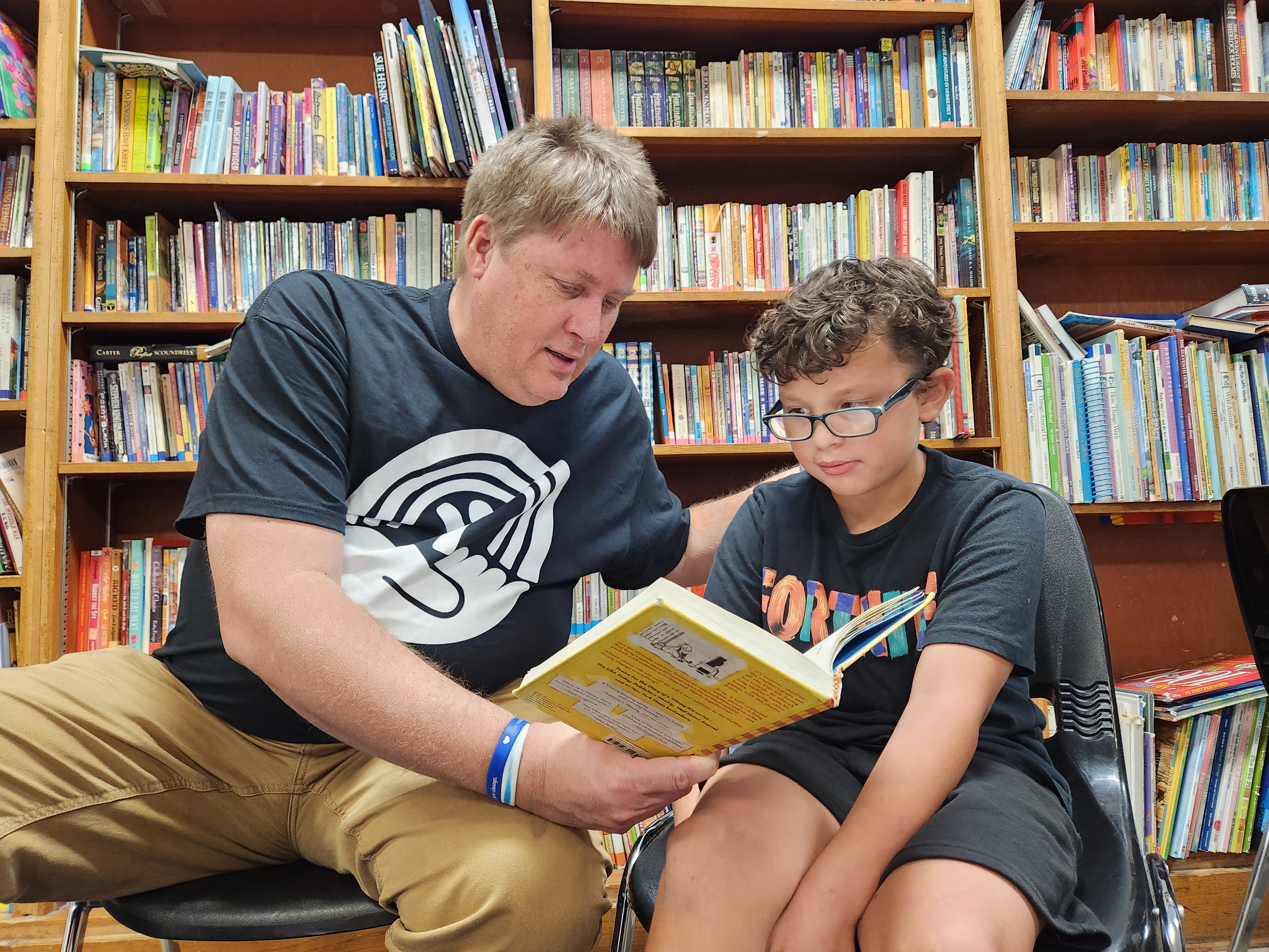 United Way's volunteer website recruits hundreds of volunteers each year